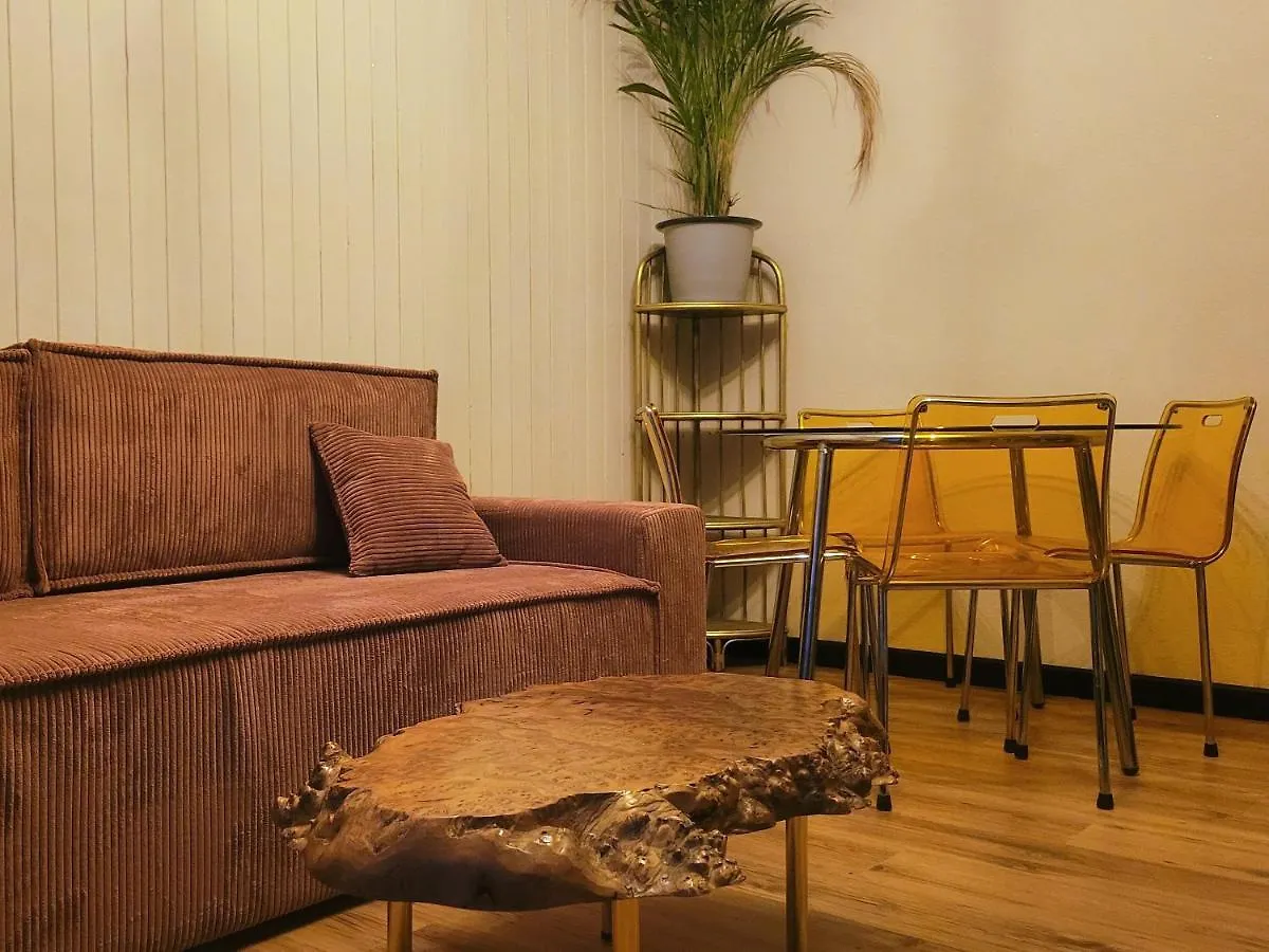 Petit Appartement A 50M A Pied De La Mer Fréjus Frankreich