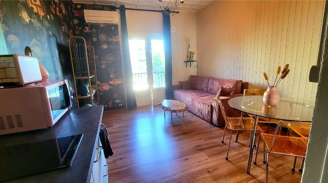 Petit Appartement A 50M A Pied De La Mer Frejus
